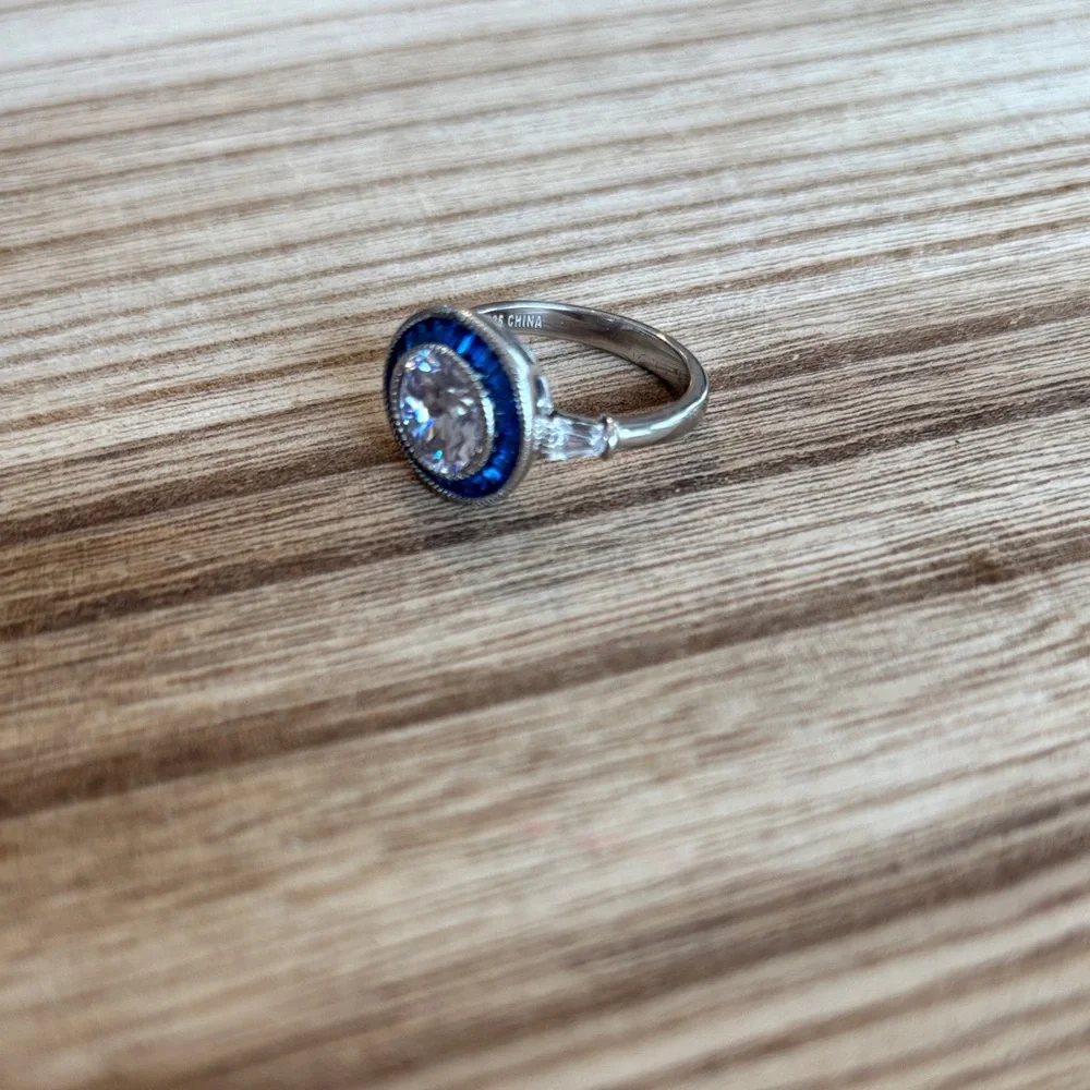 Elegant Silver‎ 925 and Blue Women's Ring Size 7